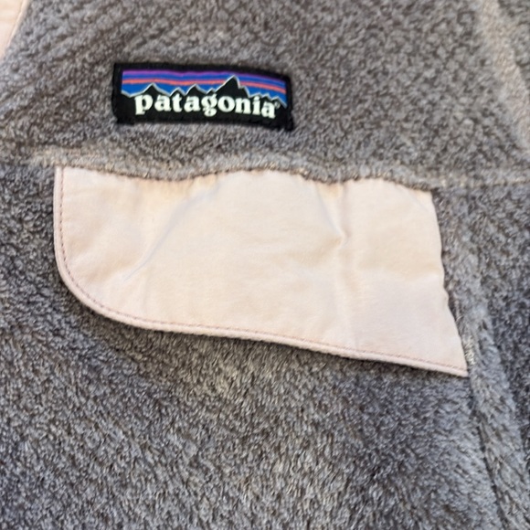 Patagonia Women's purple like color Fleece Sweater - Picture 2 of 6